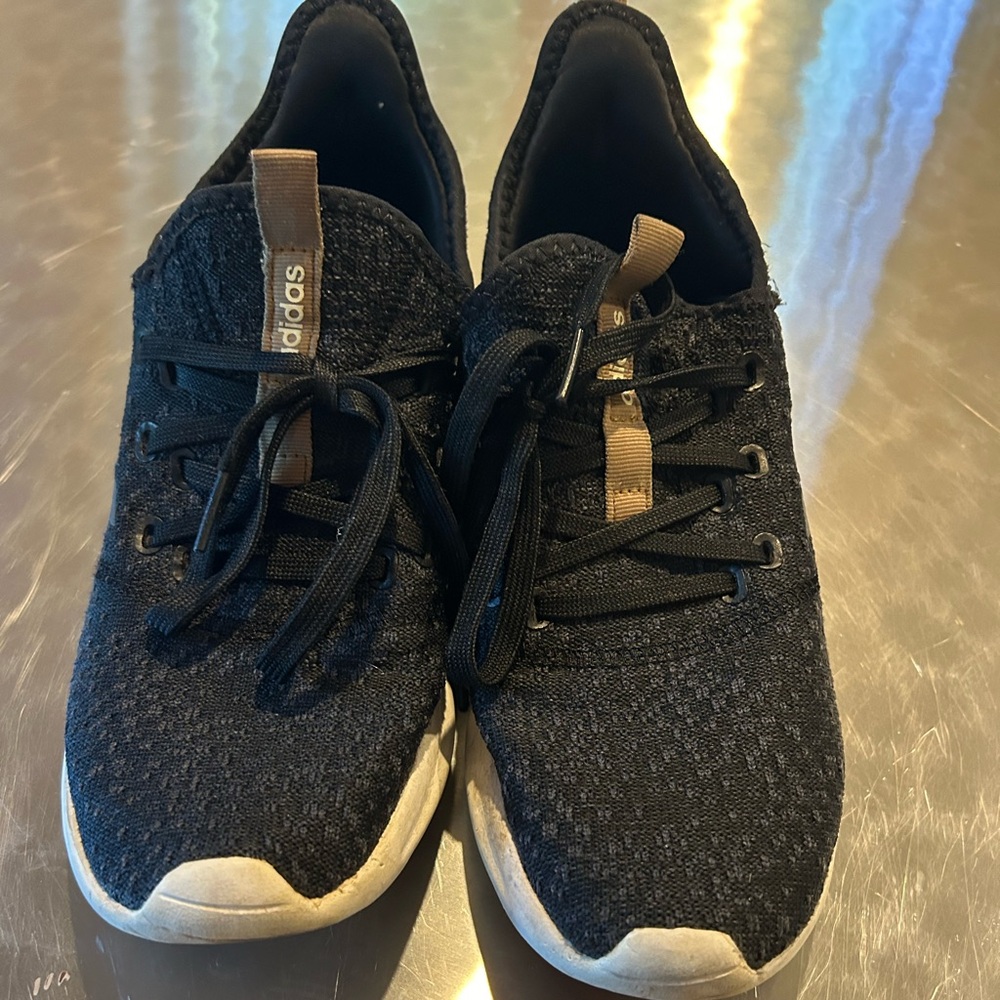 Adidas cloudfoam pure sneakers sz 8 1/2